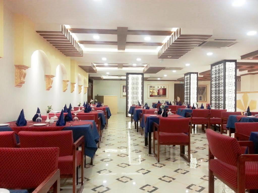 Al Manaf Hotel Suites Masqat Buitenkant foto